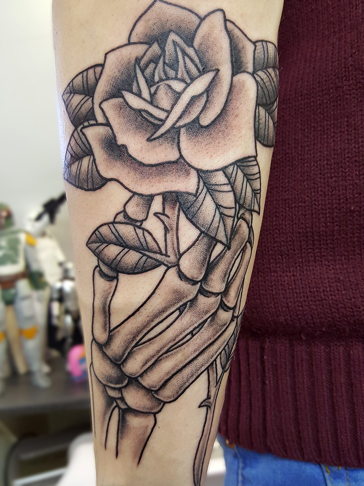 Toby's Gallery Electric Rose Tattoo